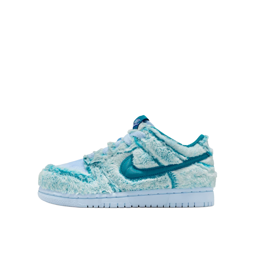 Nike - Dunk Low (Abominable Snowman)