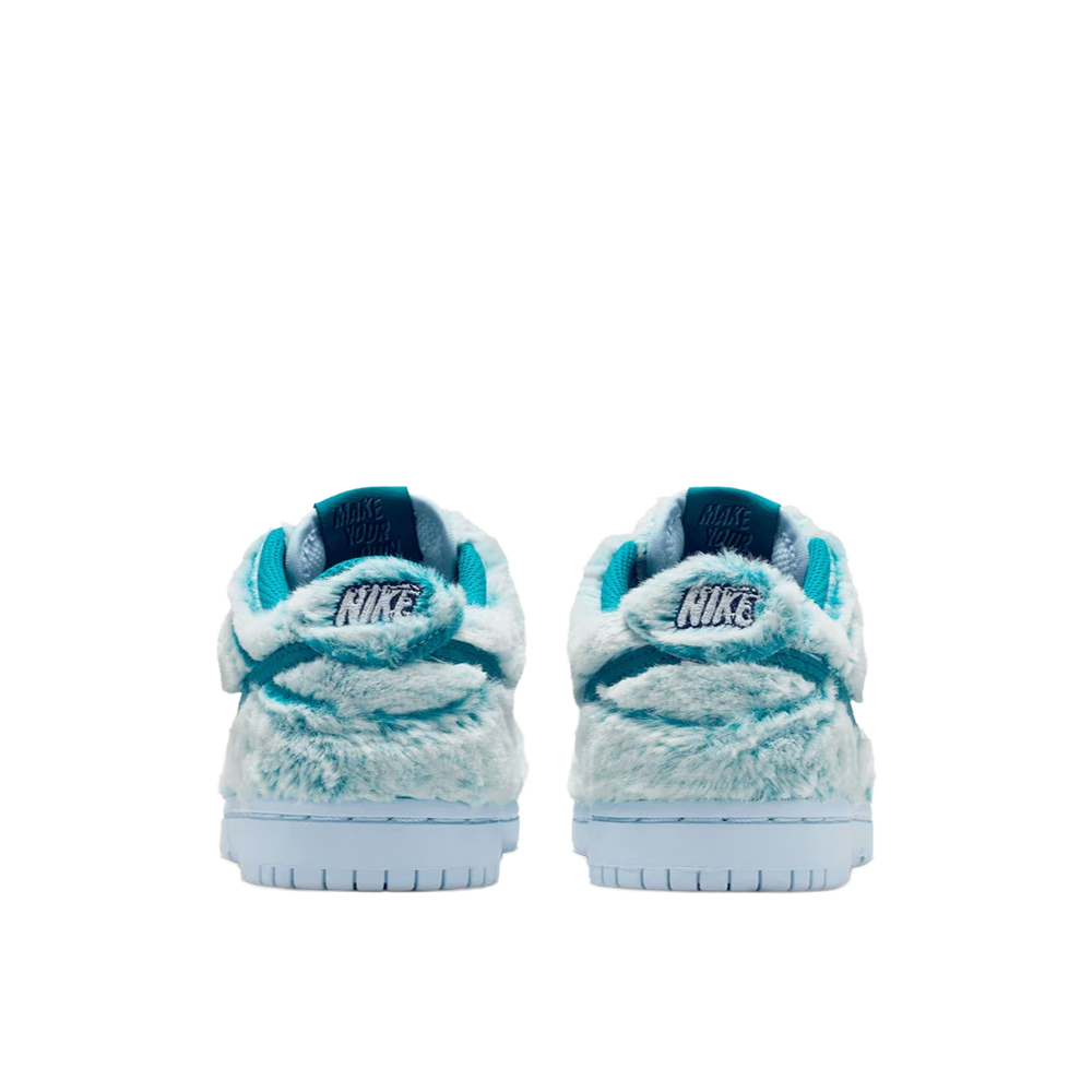 Nike - Dunk Low (Abominable Snowman)