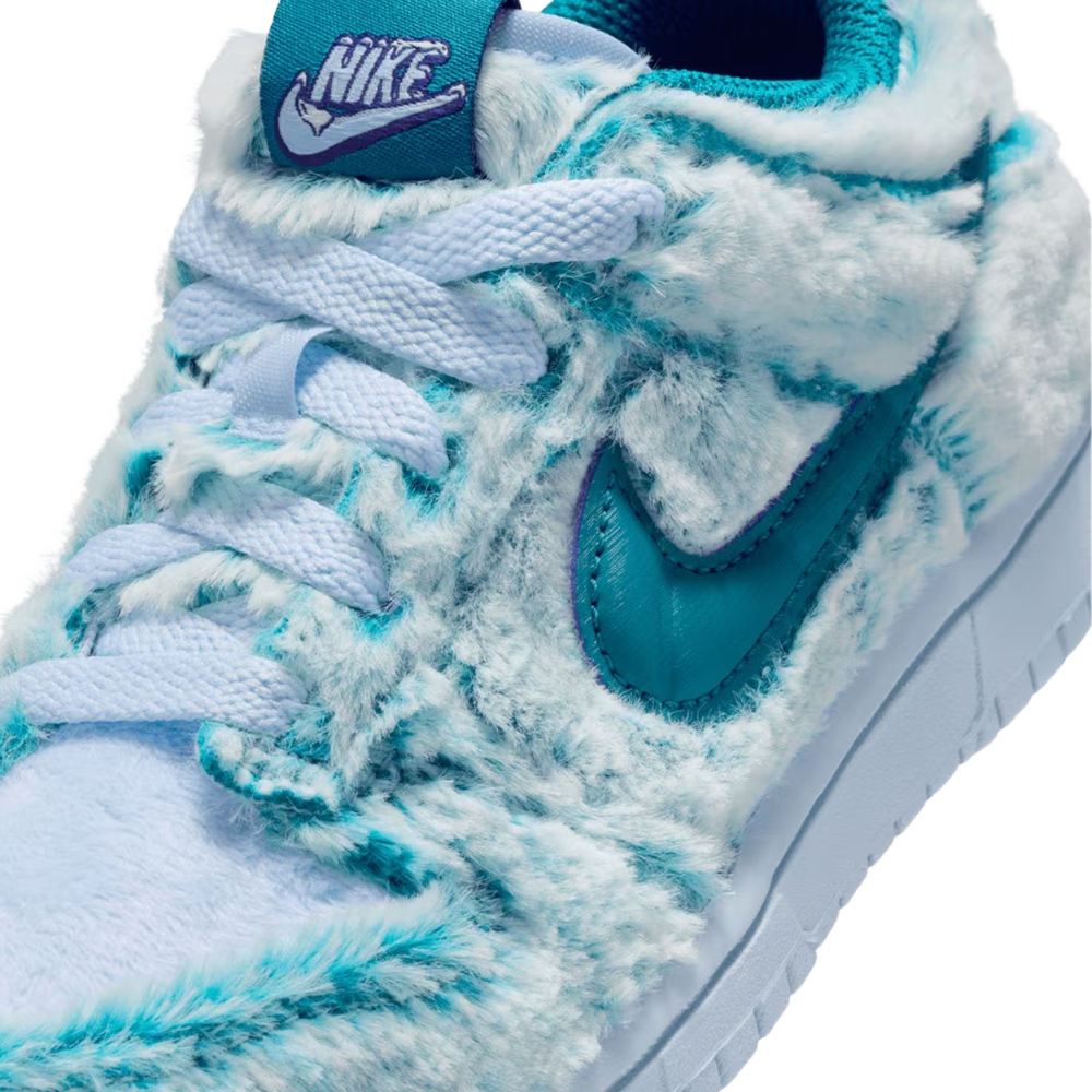 Nike - Dunk Low (Abominable Snowman)